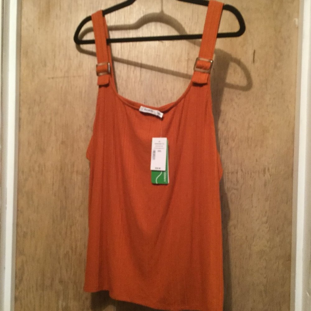 New with tags plus size tank top size XXL orange brown rust color